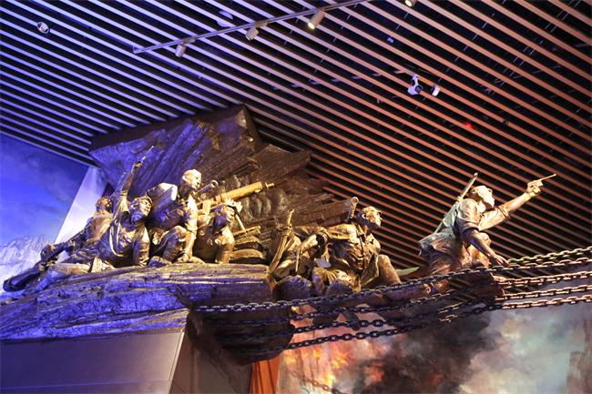 感受百年奮斗的磅礴力量——中國認(rèn)證認(rèn)可協(xié)會(huì)組織全體員工參觀中國共產(chǎn)黨歷史展覽館